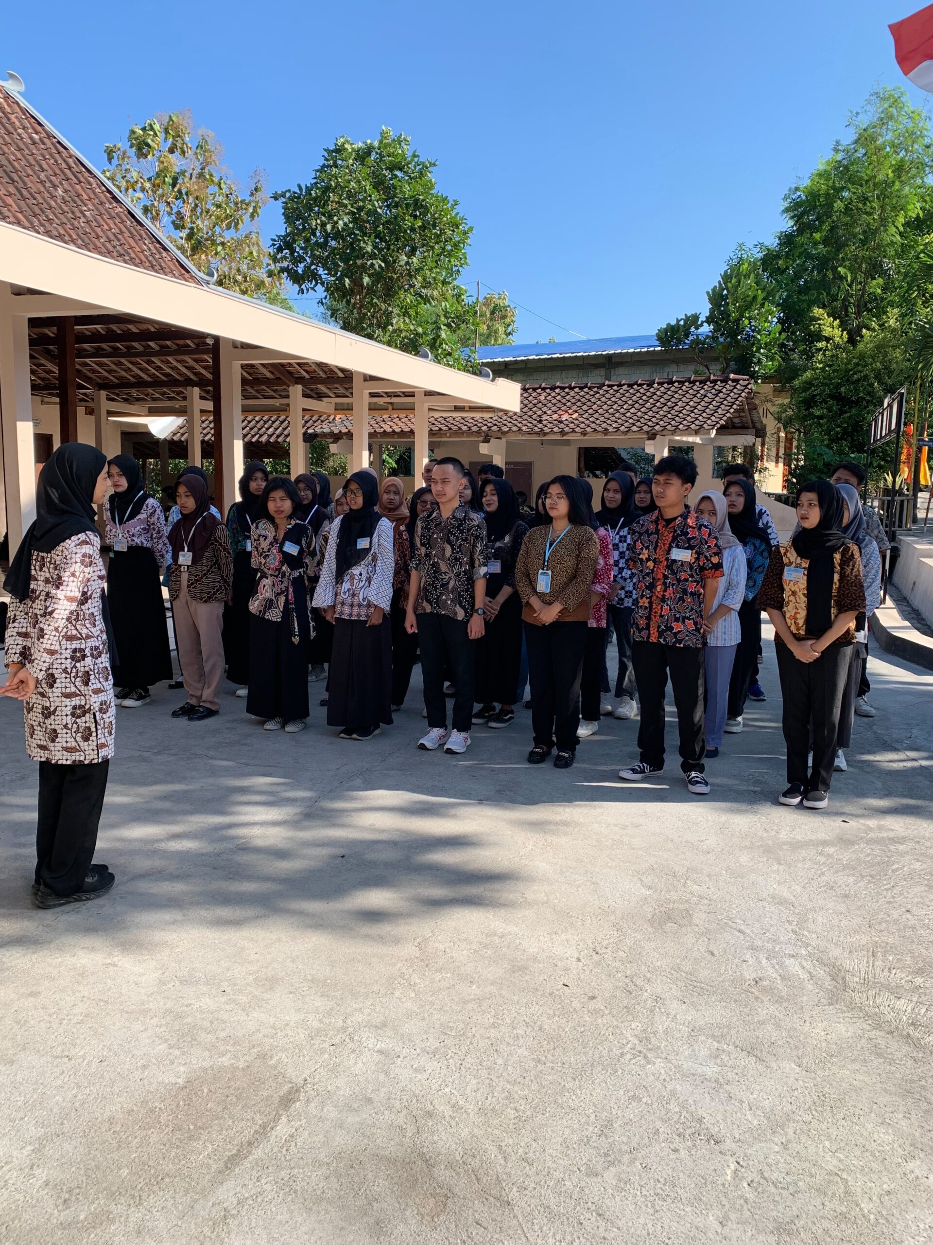 Chourei (朝礼): Budaya Apel Pagi di Perusahaan Jepang